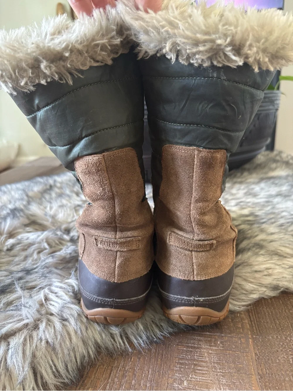 North Face Nuptse Purna Ice Pick Women's Faux-Fur Lace-Up Winter Boots Sz 10
